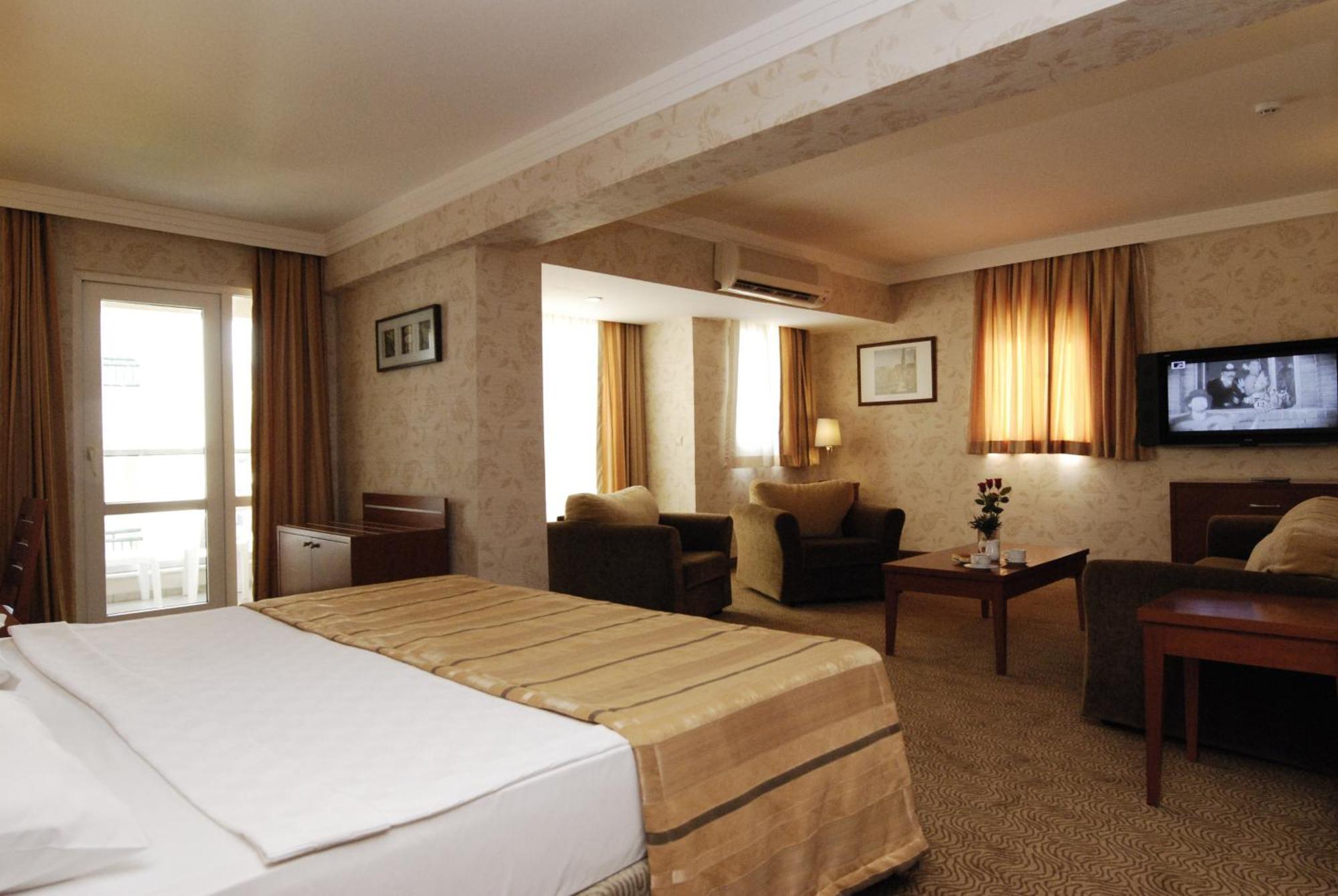 Julian Club Hotel Marmaris Rom bilde
